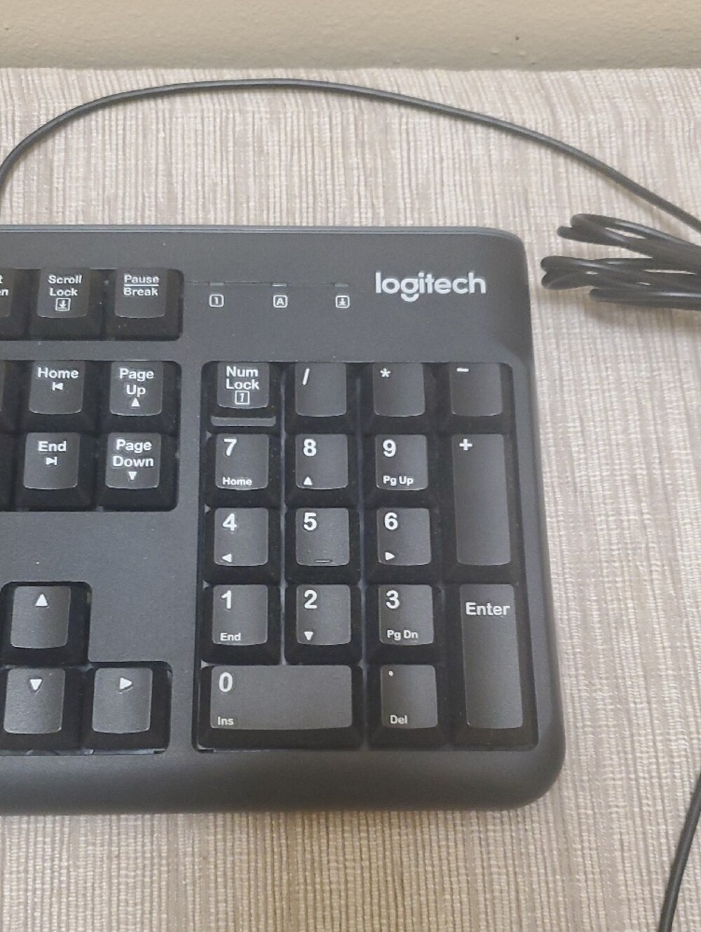 Logitech Keyboard - Picture 6 of 15